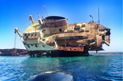 旅游资讯网-去埃及旅游_漂浮到埃及蒂朗岛进行水肺潜水并观看沉船