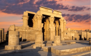 旅游资讯网-考姆翁布神庙_崇拜两位古埃及神灵的地方
