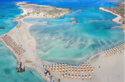 旅游资讯网-希腊旅游_希腊拉格尼西海滩甜蜜的粉红色让人欣喜若狂