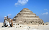旅游资讯网-探索萨卡拉金字塔，古埃及旅游建筑的进步